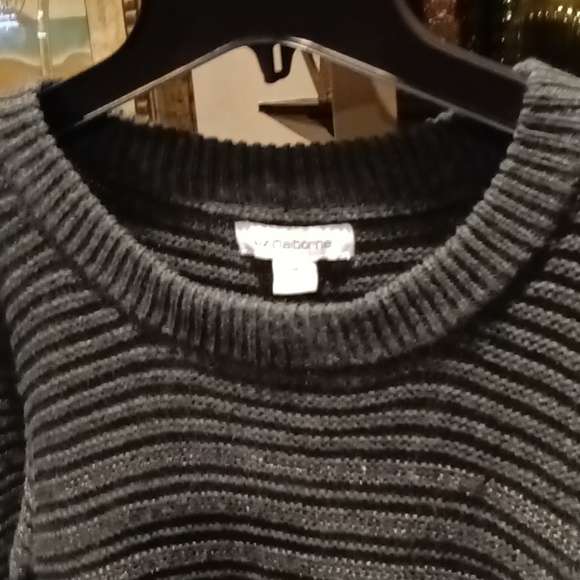 FINAL PRICE NWT Liz Claiborne winter green crew neck l/s sweater w side slits - Picture 6 of 10